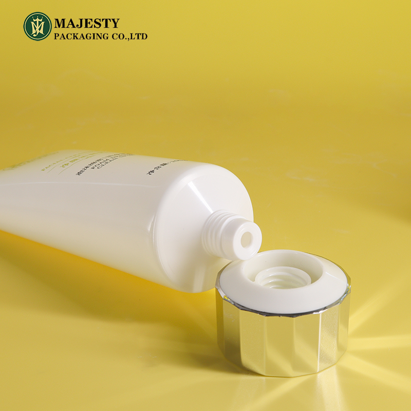 Customized Skincare Soft Tube 