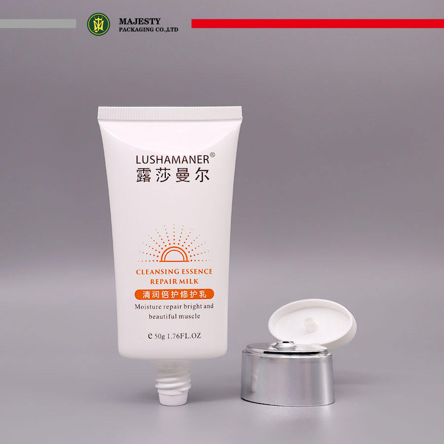 Oval 50ml & 100ml Plastic Sunscreen Tubes with Plated Flip Top Cap Packaging for Skincare Products Like Face Cream Hand Cream