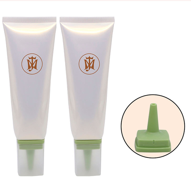 OEM Long Nozzle PE Plastic Squeeze Tubes for Shampoo Hair Gel Conditioner Packaging Plastic Tubes