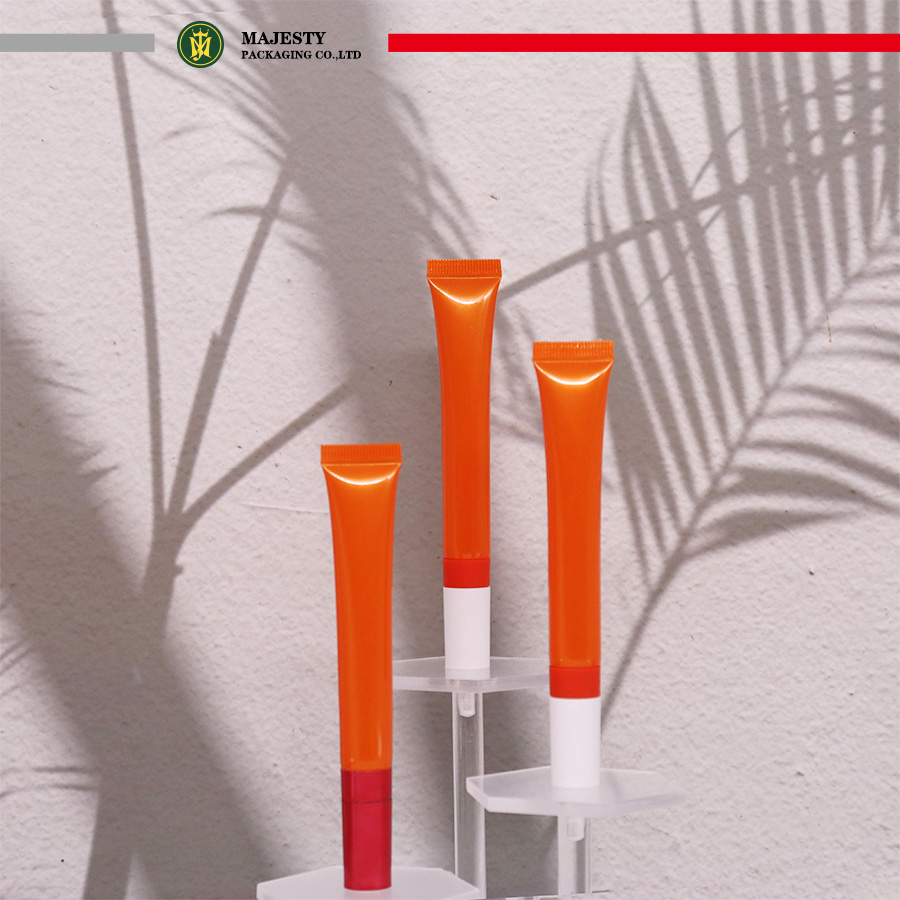 How To Choose The Perfect Eye Cream Squeeze Tube for Your Brand?