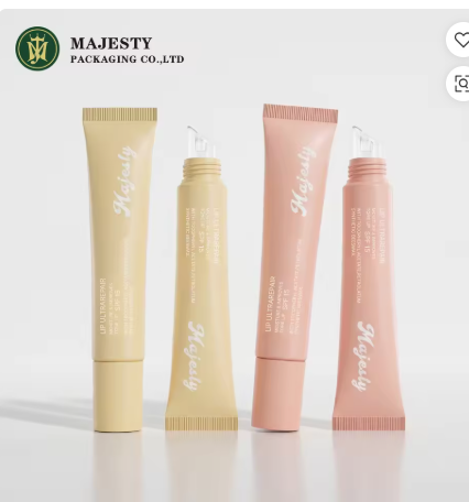  Lip tube packaging